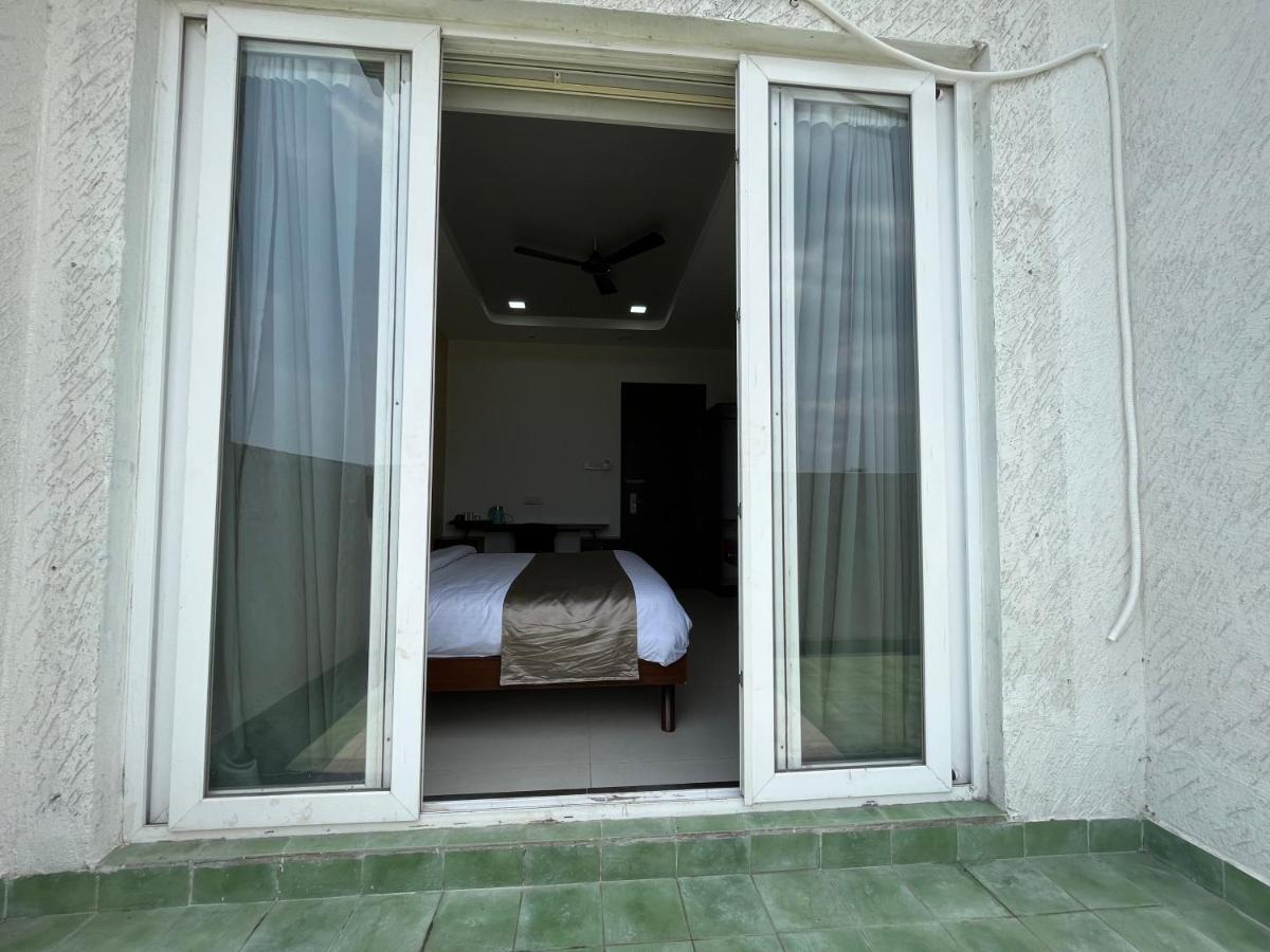 Ponneri Getsethome المظهر الخارجي الصورة